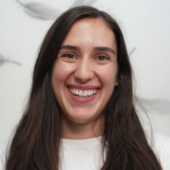 Dr. Julia Escobar